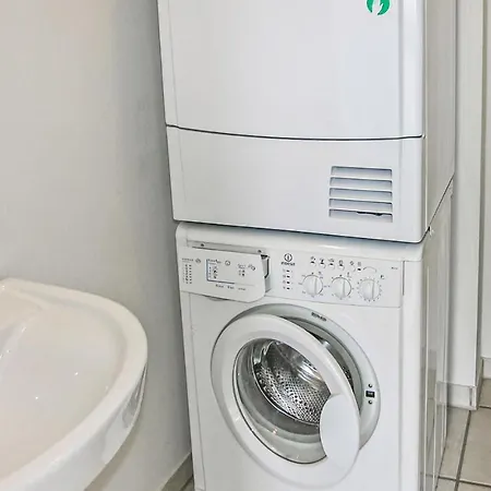 Amazing In With 3 Bedrooms And Wifi Ferienhaus Assens